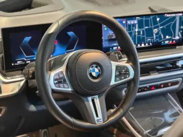 BMW X7 M60 i xDrive M Sport Pro HUD StandHZG AHK Pan