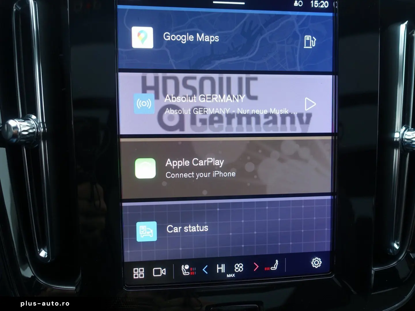 VOLVO XC40 Black Edition Plus B3 Pano H&K AHK 360