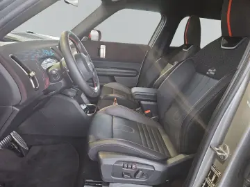 MINI John Cooper Works Countryman ALL4 20  H&K 360 Pa