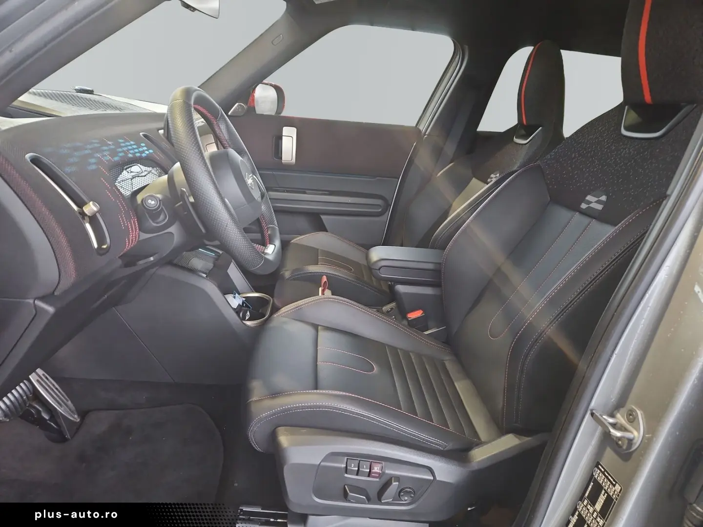 MINI John Cooper Works Countryman ALL4 20  H&K 360 Pa