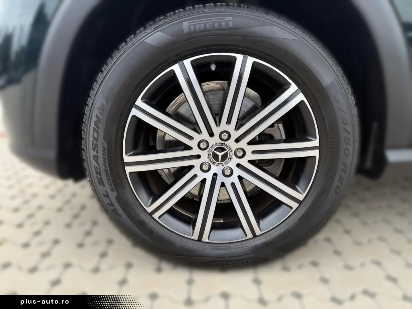 MERCEDES-BENZ GLE 300 d 4M