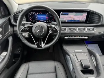MERCEDES-BENZ GLE 300 d 4M