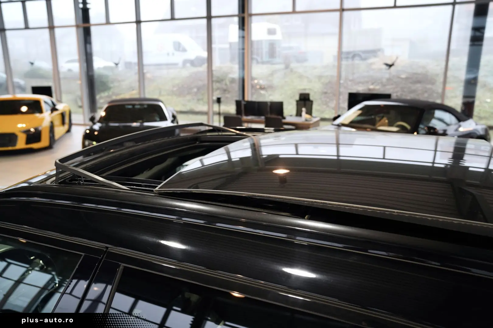 LAND ROVER Range Rover Velar R-Dynamic SE D300  1.H  22