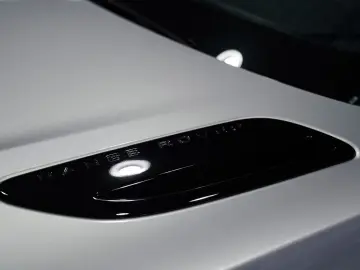 LAND ROVER Range Rover Velar R-Dynamic SE D300  1.H  22