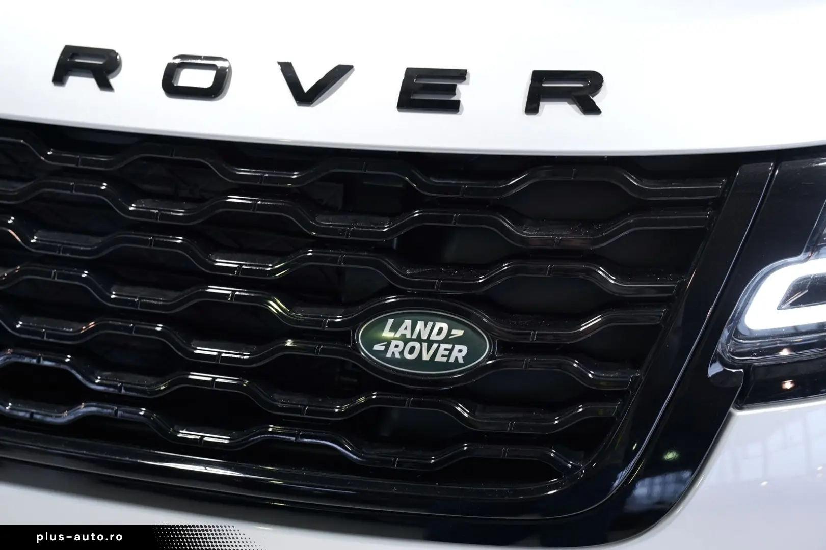 LAND ROVER Range Rover Velar R-Dynamic SE D300  1.H  22