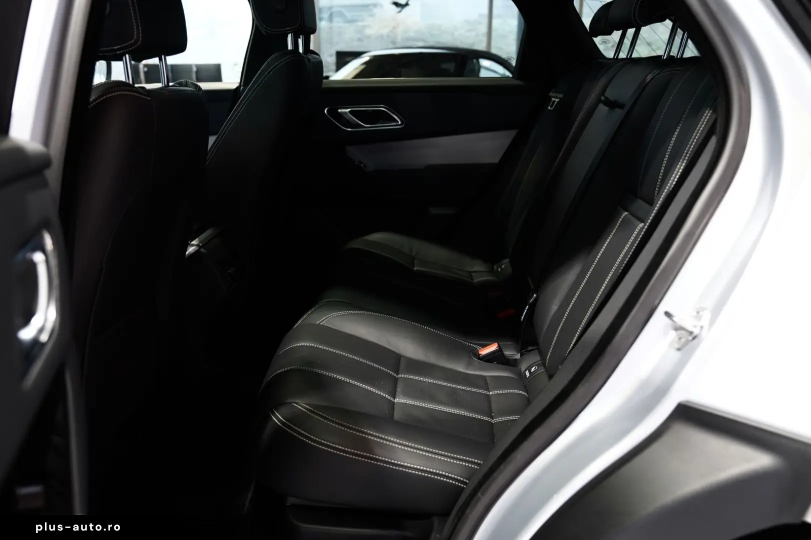 LAND ROVER Range Rover Velar R-Dynamic SE D300  1.H  22