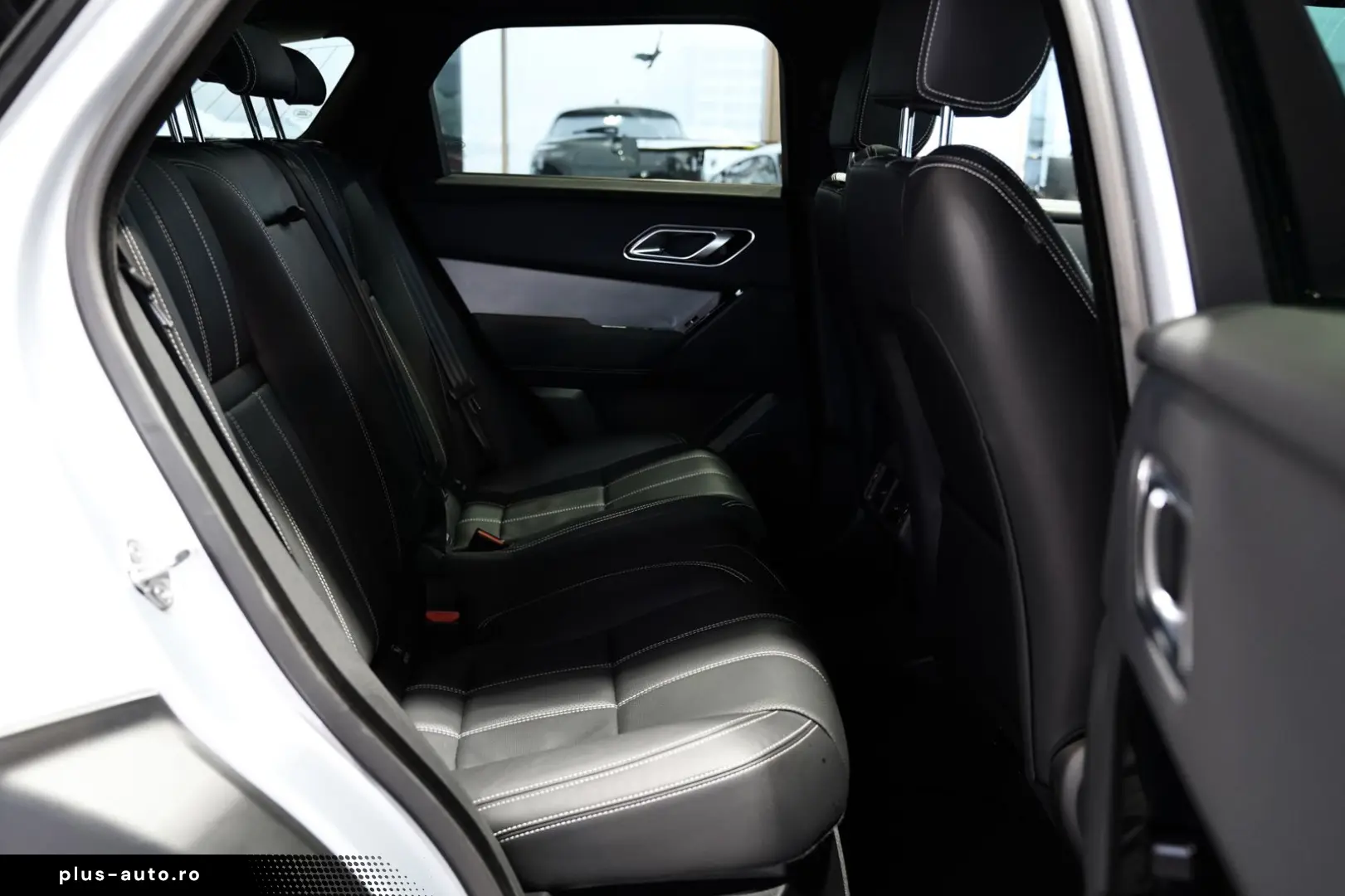 LAND ROVER Range Rover Velar R-Dynamic SE D300  1.H  22