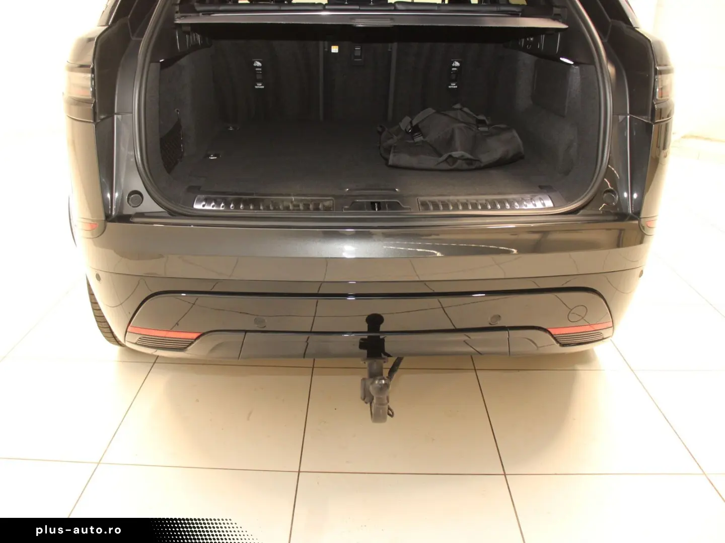 LAND ROVER Range Rover Velar P400e Hybrid Dynamic SE AHK HU