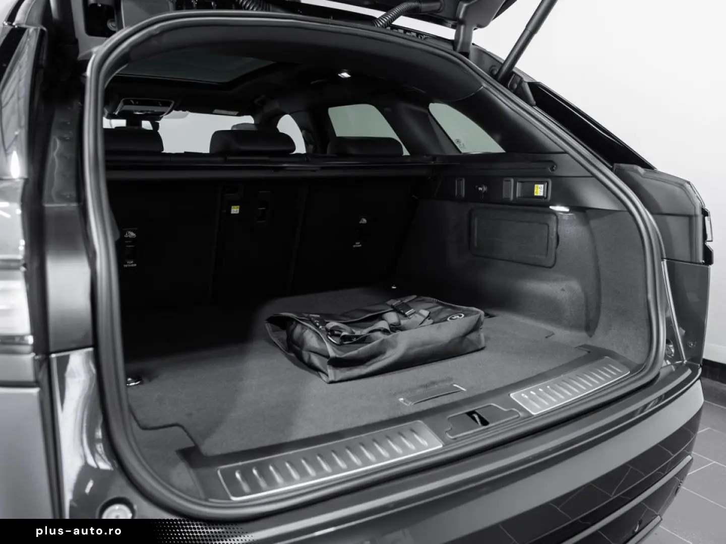 LAND ROVER Range Rover Velar DYNAMIC HSE P400e   Massage-Si