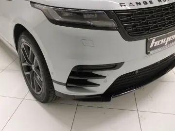 LAND ROVER Range Rover Velar D300 Dynamic SE AHK pano Black