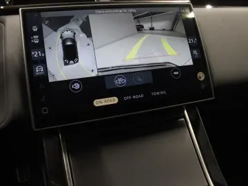 LAND ROVER Range Rover Velar D300 Dynamic SE AHK pano Black