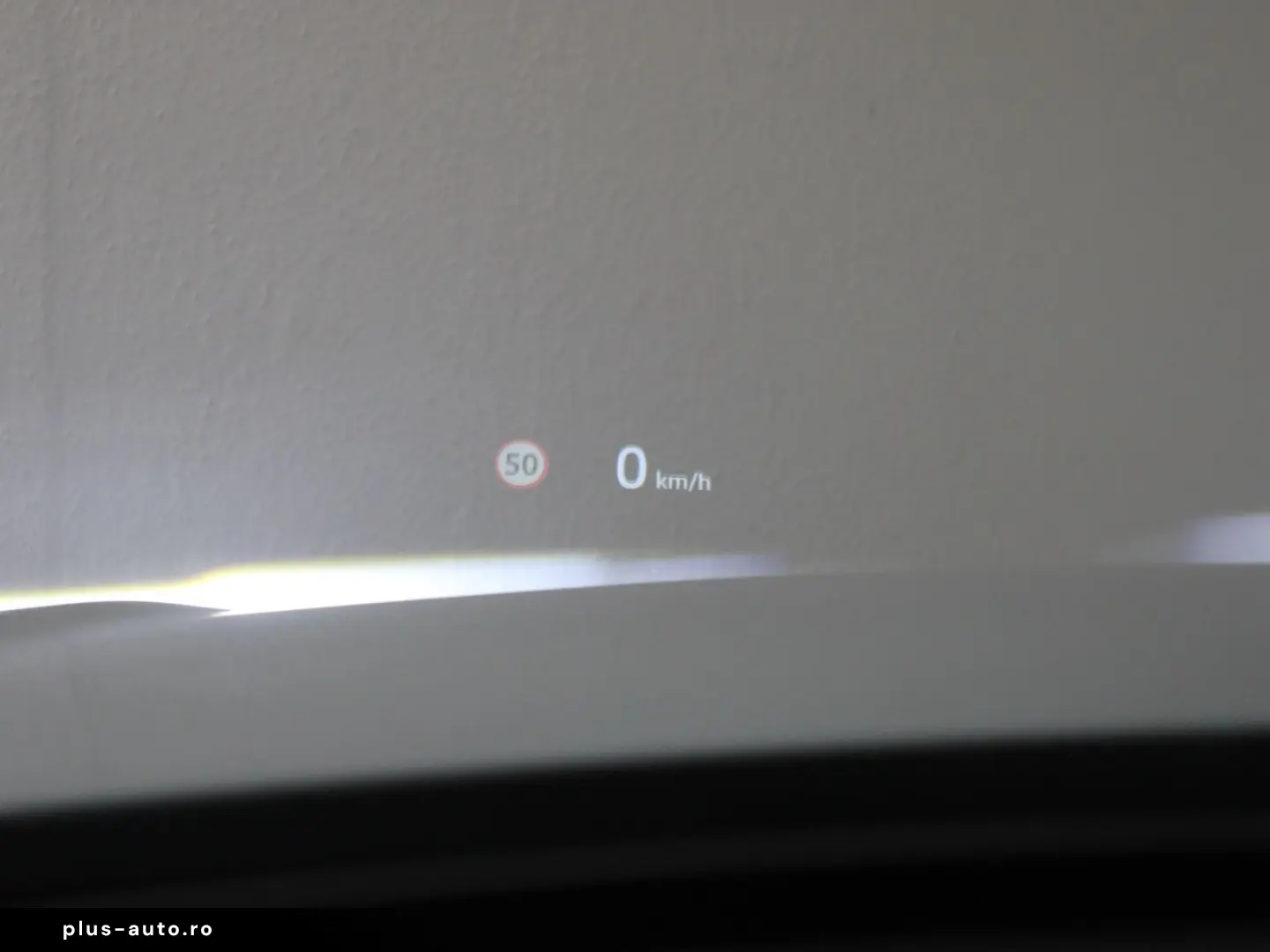 LAND ROVER Range Rover Velar D300 Dynamic SE AHK pano Black