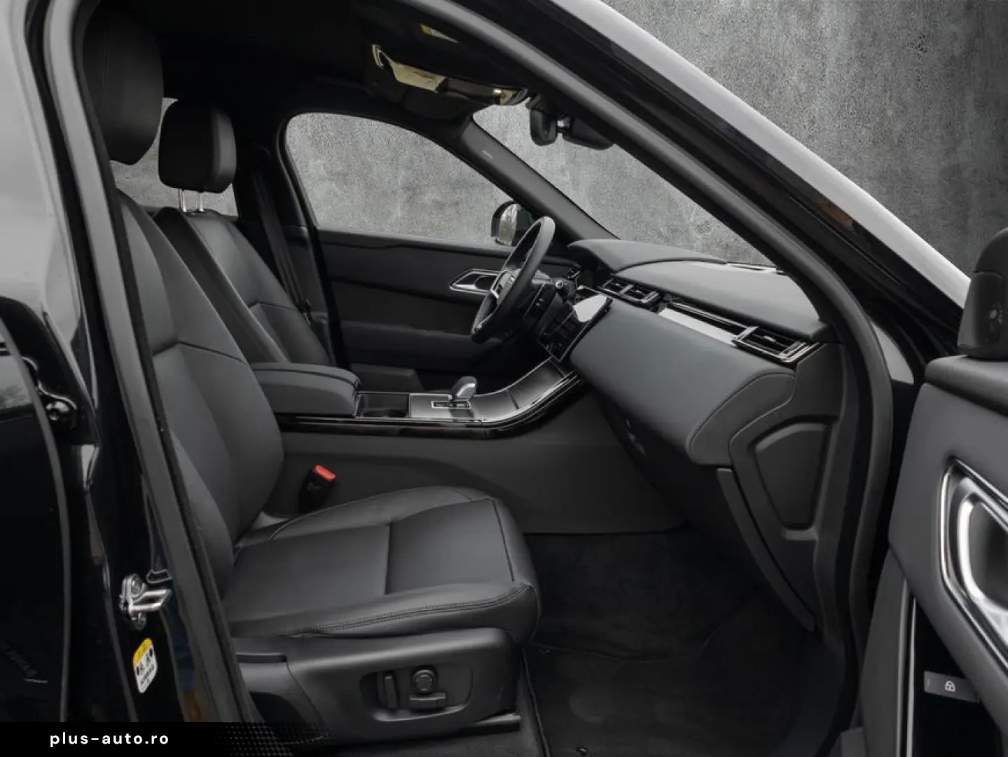 LAND ROVER Range Rover Velar P400e Dynamic SE