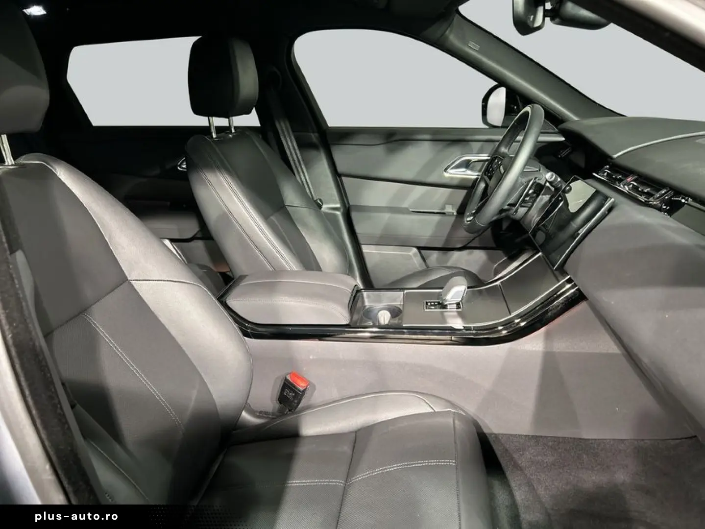 LAND ROVER Range Rover Velar D200 Dynamic SE