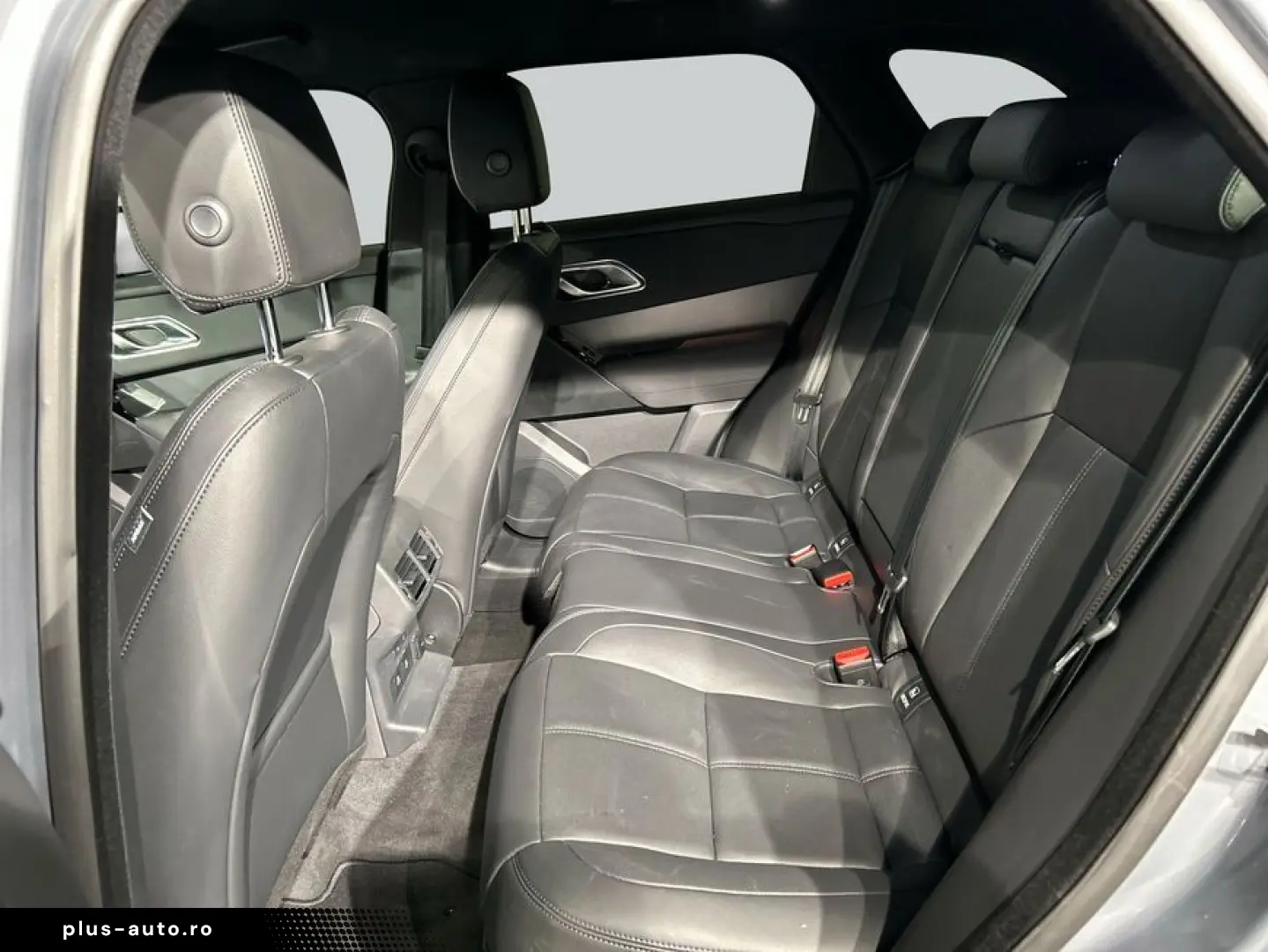 LAND ROVER Range Rover Velar D200 Dynamic SE