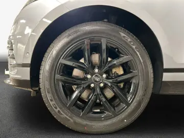 LAND ROVER Range Rover Velar D200 Dynamic SE