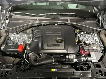 LAND ROVER Range Rover Velar D200 Dynamic SE