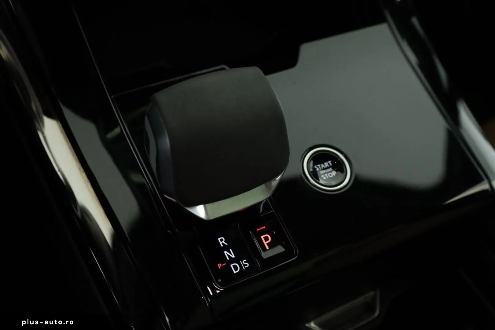 LAND ROVER Range Rover Sport D350 Autobiography BLACK AHK