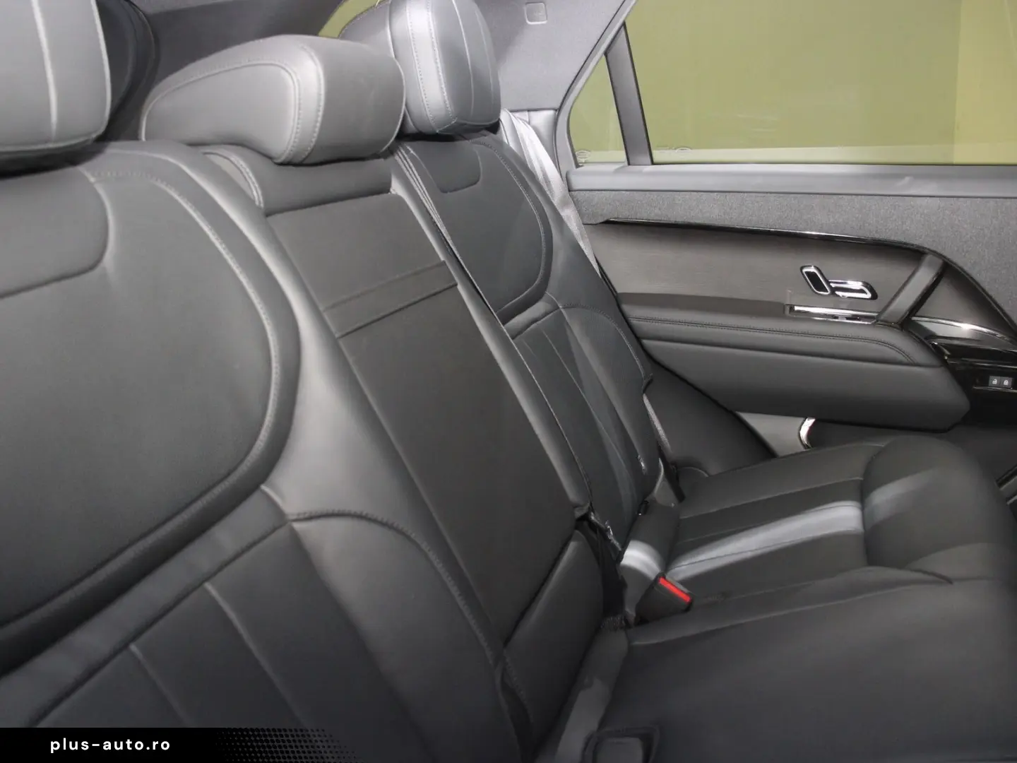 LAND ROVER Range Rover Sport D300 Dynamic SE AHK Pano DAB