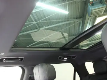LAND ROVER Range Rover Sport D300 Dynamic SE AHK Pano DAB