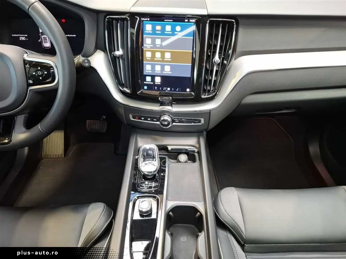 VOLVO XC60 Recharge Plus Dark AWD Assistenzpaket