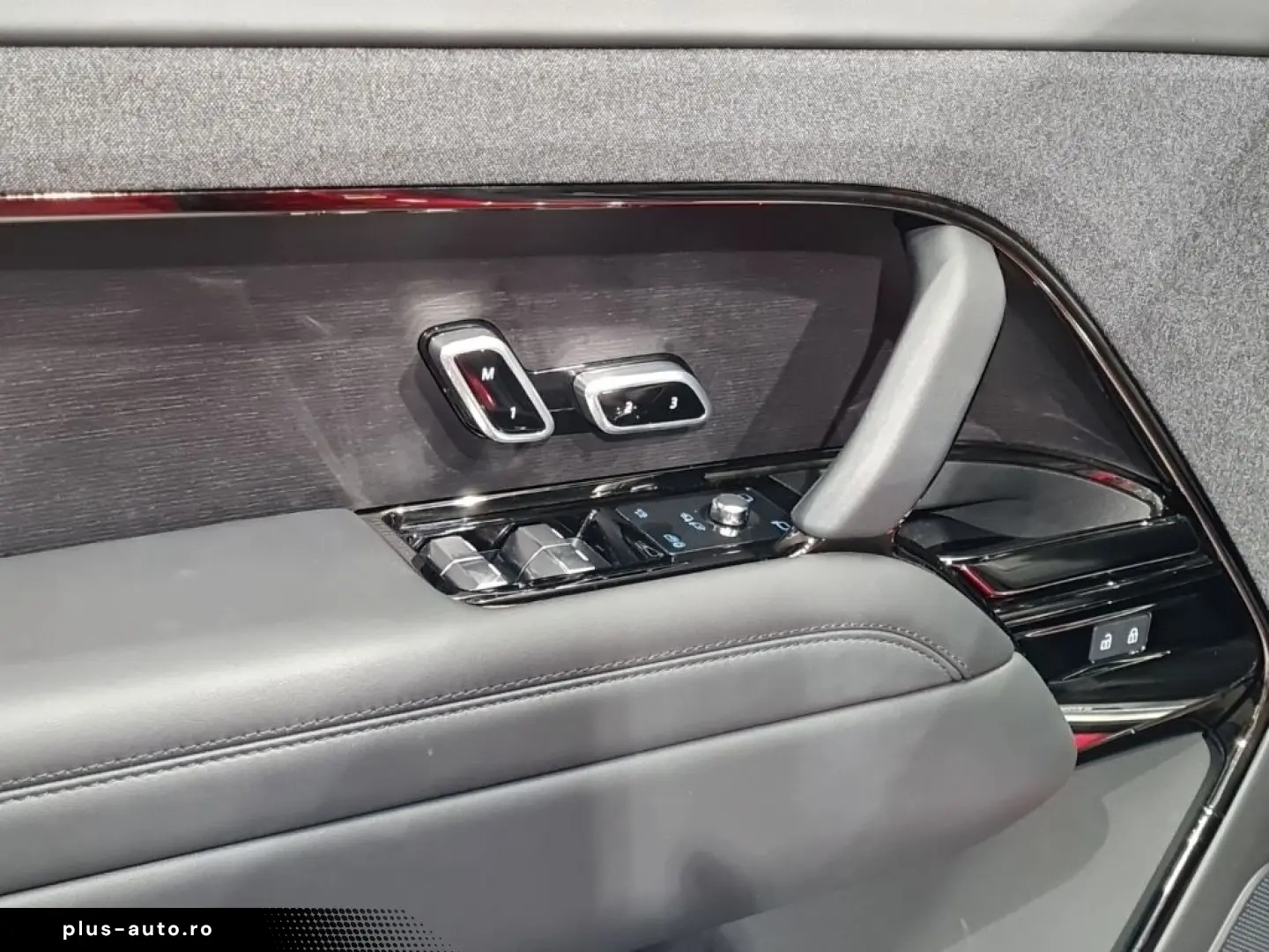 LAND ROVER Range Rover Sport D300 Dynamic SE