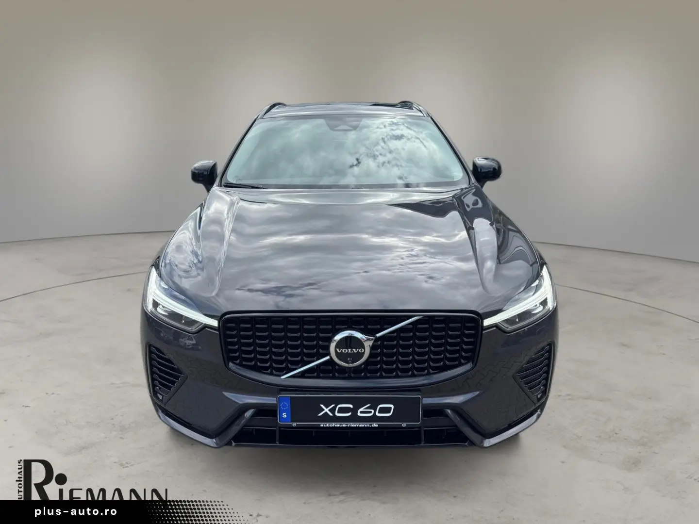 VOLVO XC60 T6 PHEV Plus Dark   Business-Paket