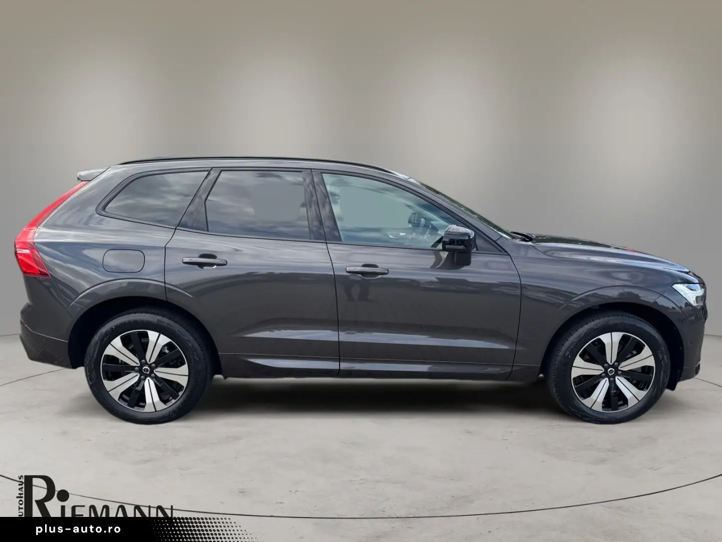 VOLVO XC60 T6 PHEV Plus Dark   Business-Paket