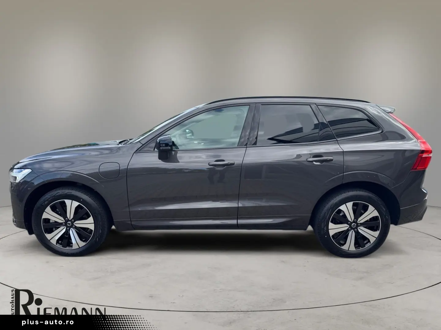 VOLVO XC60 T6 PHEV Plus Dark   Business-Paket
