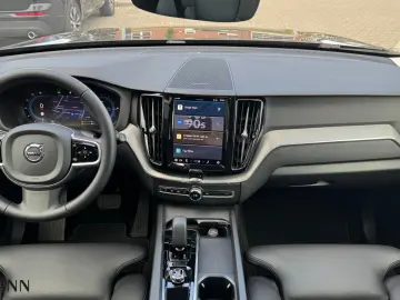 VOLVO XC60 T6 PHEV Plus Dark   Business-Paket