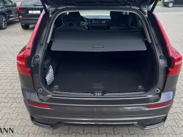 VOLVO XC60 T6 PHEV Plus Dark   Business-Paket
