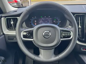 VOLVO XC60 T6 PHEV Plus Dark   Business-Paket