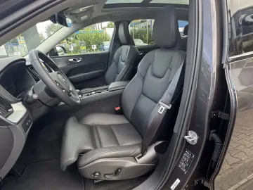 VOLVO XC60 T6 PHEV Plus Dark   Business-Paket