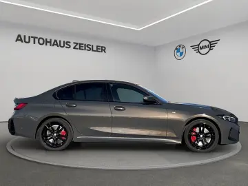 BMW 330i xDrive Limousine M SPORTPAKET