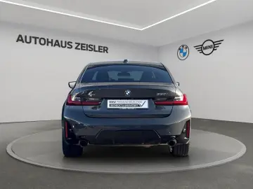 BMW 330i xDrive Limousine M SPORTPAKET