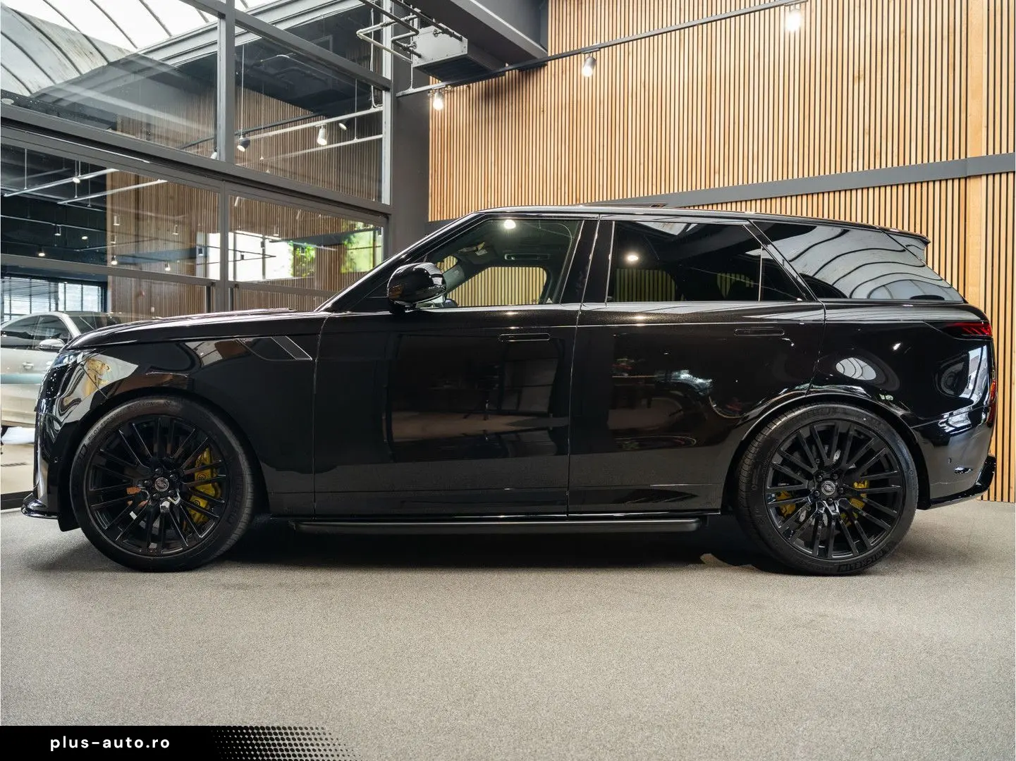 LAND ROVER Range Rover Sport P635 SV Keramsich Treeplanken