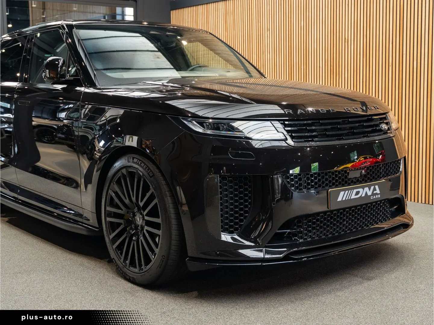 LAND ROVER Range Rover Sport P635 SV Keramsich Treeplanken