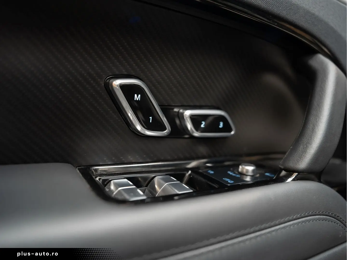 LAND ROVER Range Rover Sport P635 SV Keramsich Treeplanken