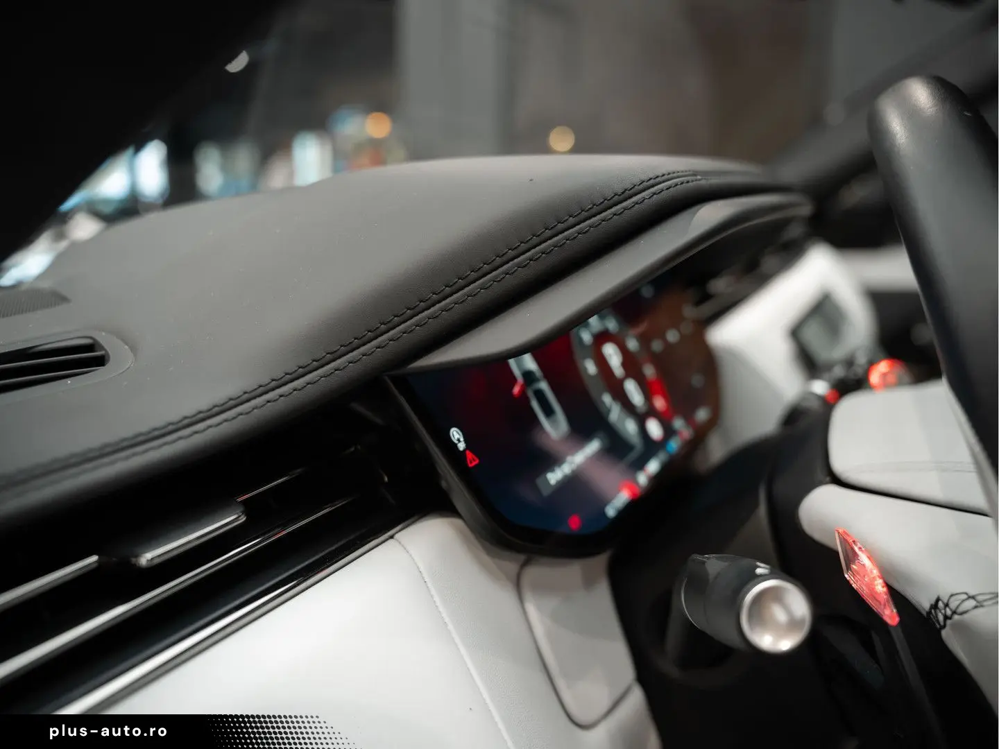 LAND ROVER Range Rover Sport P635 SV Keramsich Treeplanken