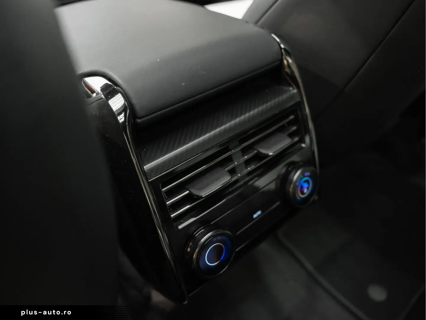 LAND ROVER Range Rover Sport P635 SV Keramsich Treeplanken