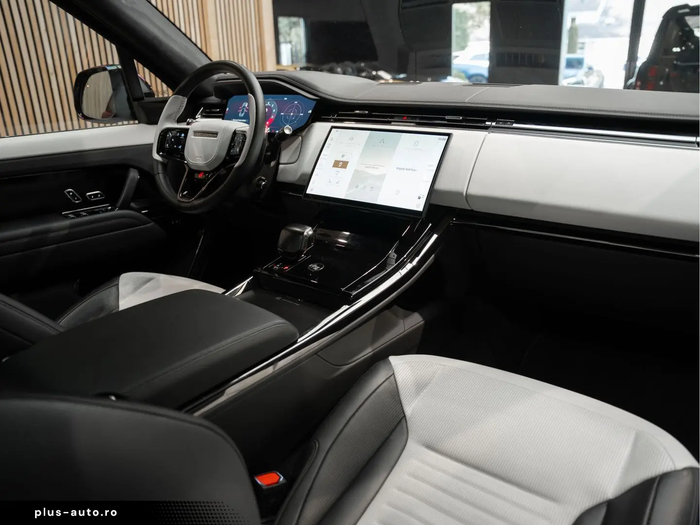 LAND ROVER Range Rover Sport P635 SV Keramsich Treeplanken