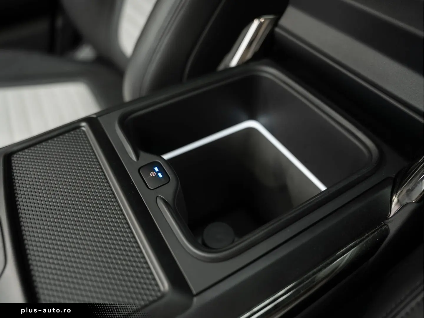 LAND ROVER Range Rover Sport P635 SV Keramsich Treeplanken