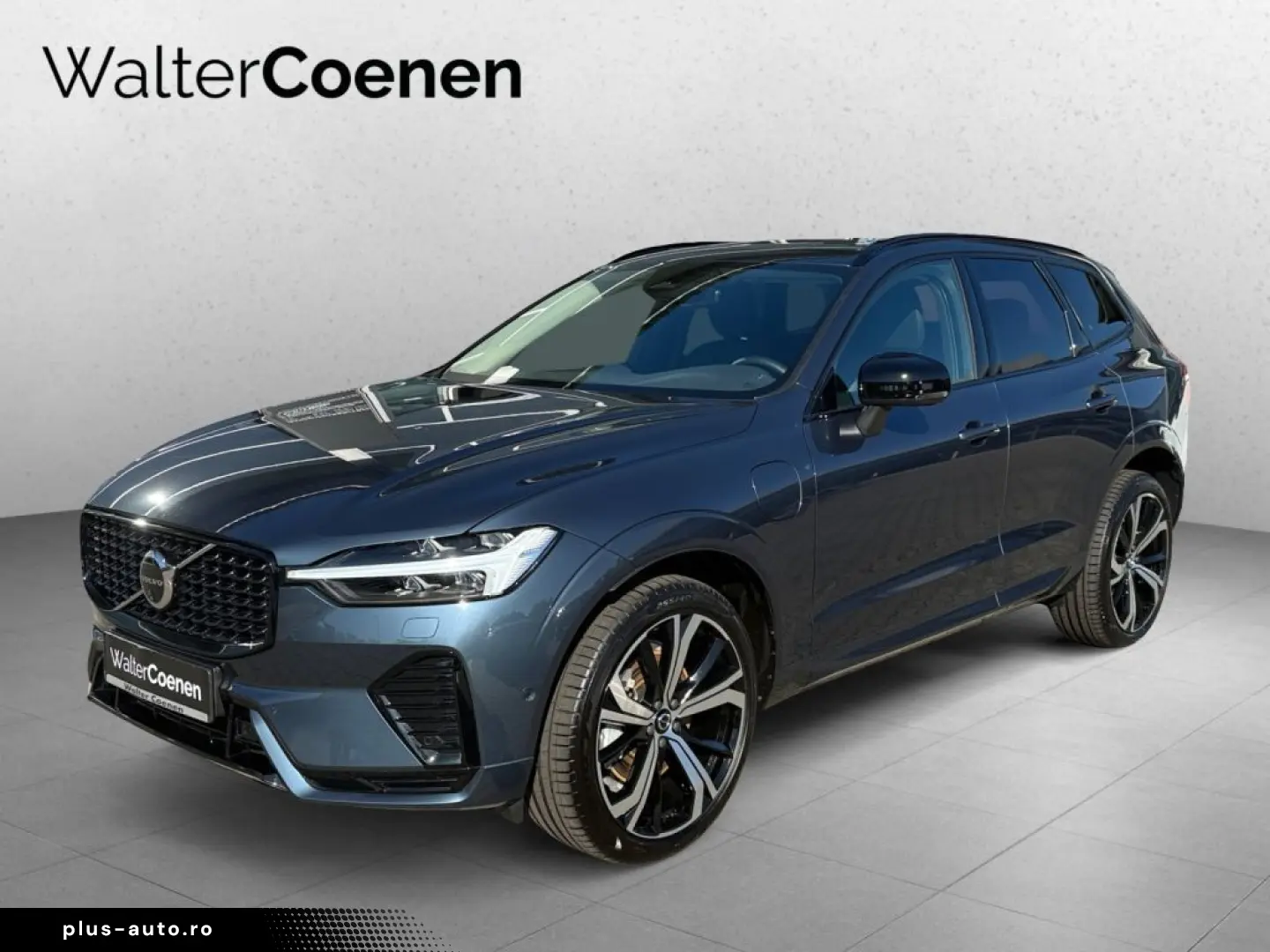 VOLVO XC60 T6 AWD Plug-in Hybrid Plus Dark 360  Busine