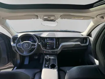 VOLVO XC60 T6 AWD Plug-in Hybrid Plus Dark 360  Busine