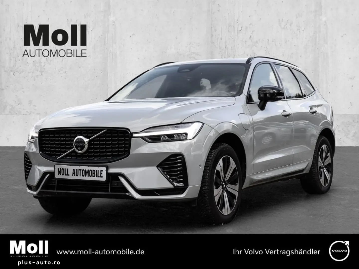 VOLVO XC60 R Design Plus Dark Recharge Plug-In Hybrid
