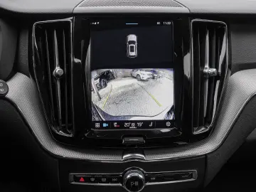 VOLVO XC60 Plus Dark Recharge Plug-In Hybrid AWD T6 Tw