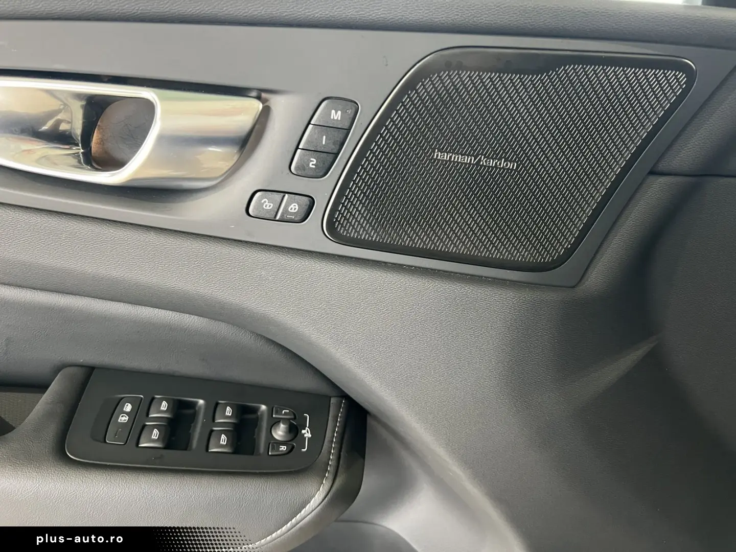 VOLVO XC60 T8 Plus Bright Recharge AWD FourC 21&apos&hellip;