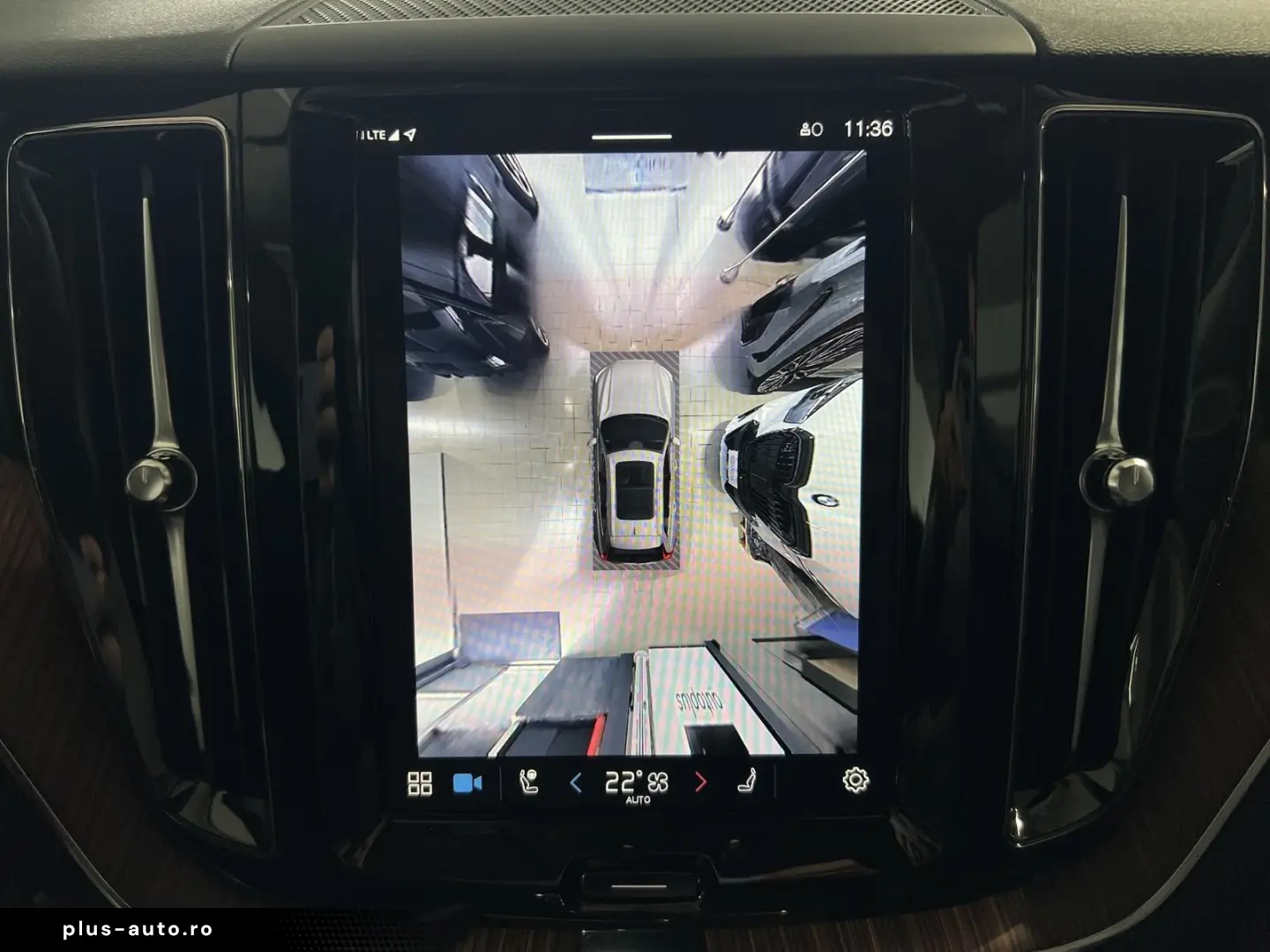 VOLVO XC60 T8 Plus Bright Recharge AWD FourC 21&apos&hellip;