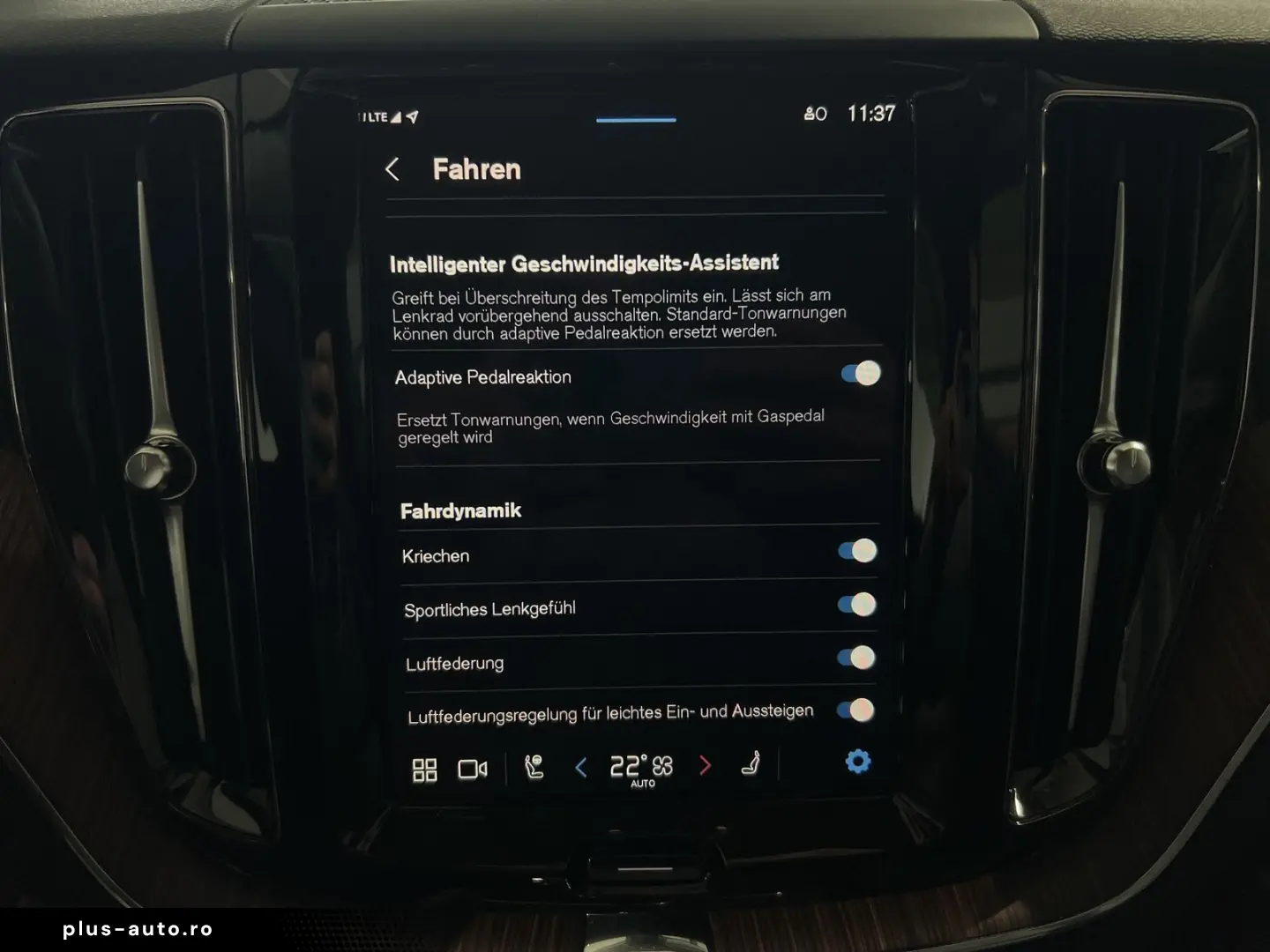 VOLVO XC60 T8 Plus Bright Recharge AWD FourC 21&apos&hellip;