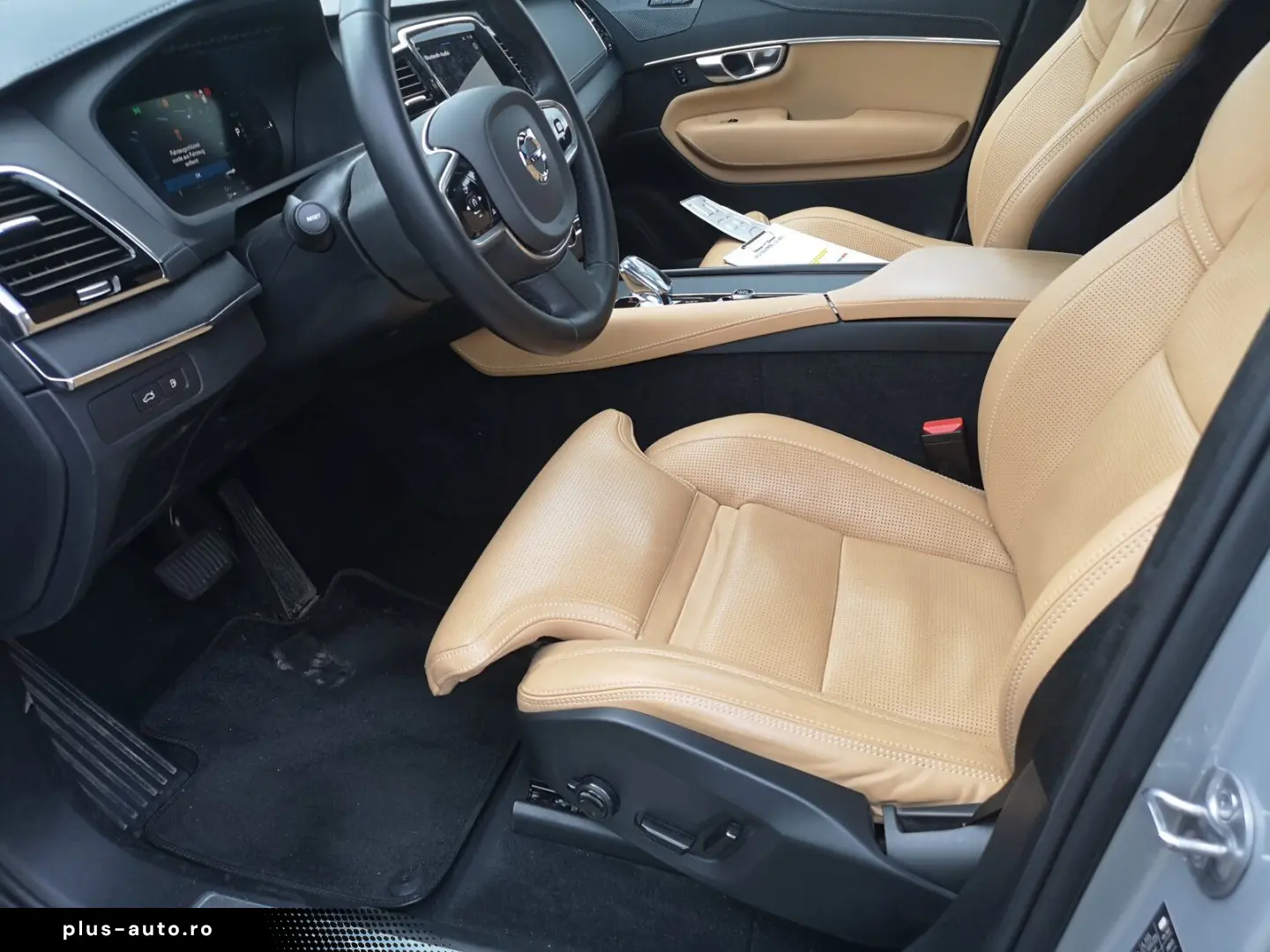 VOLVO XC90 T8 AWD Ultimate Bright AHK PANO